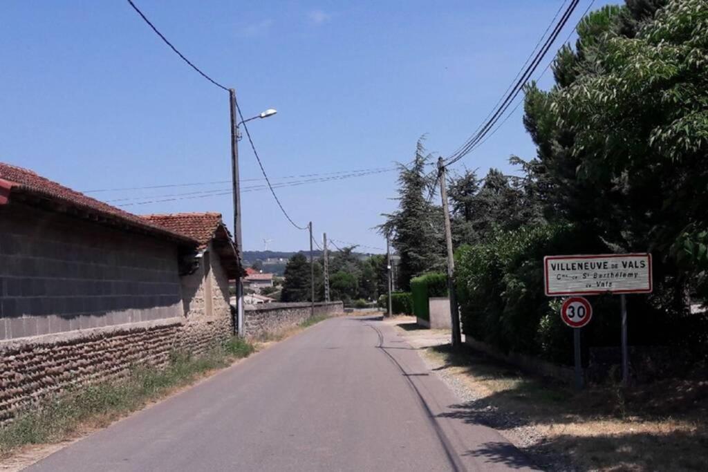 Maison De Village Saint-Barthélemy-de-Vals Kültér fotó