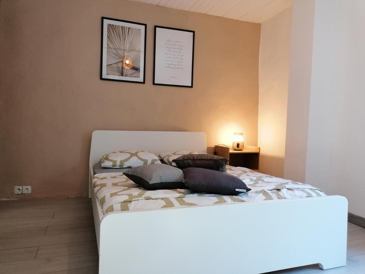 Maison De Village Saint-Barthélemy-de-Vals Kültér fotó